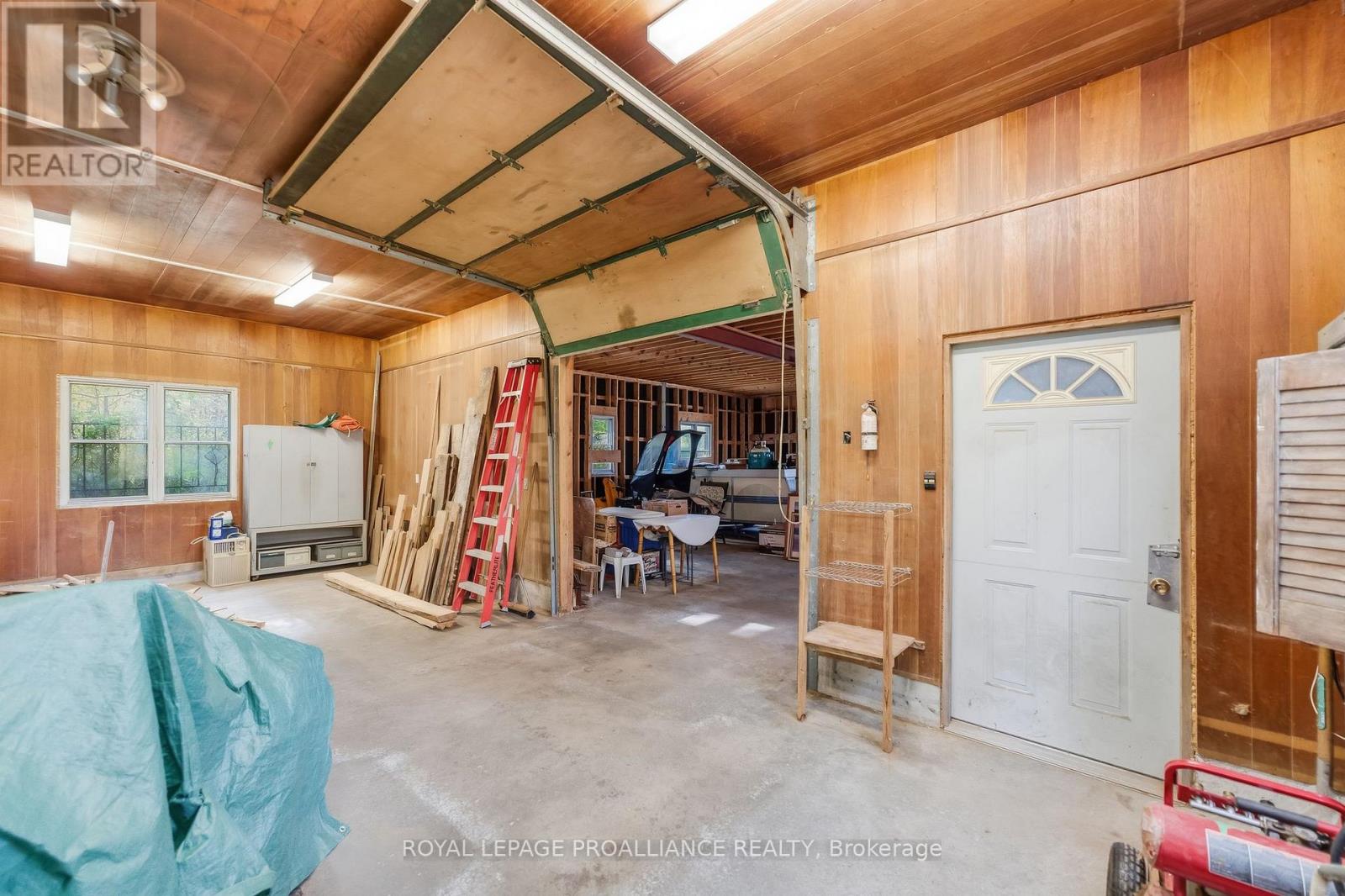 151 CARMAN ROAD - 40