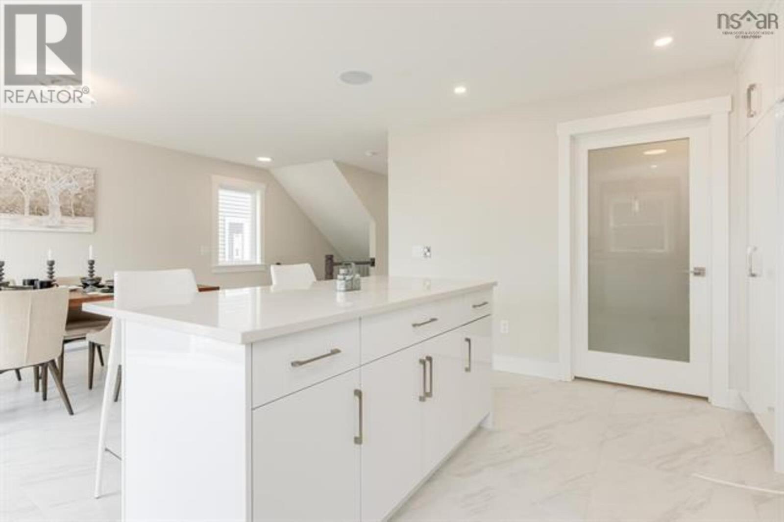 Property 25 of 49 of 3017 16 Zeppelin Crescent