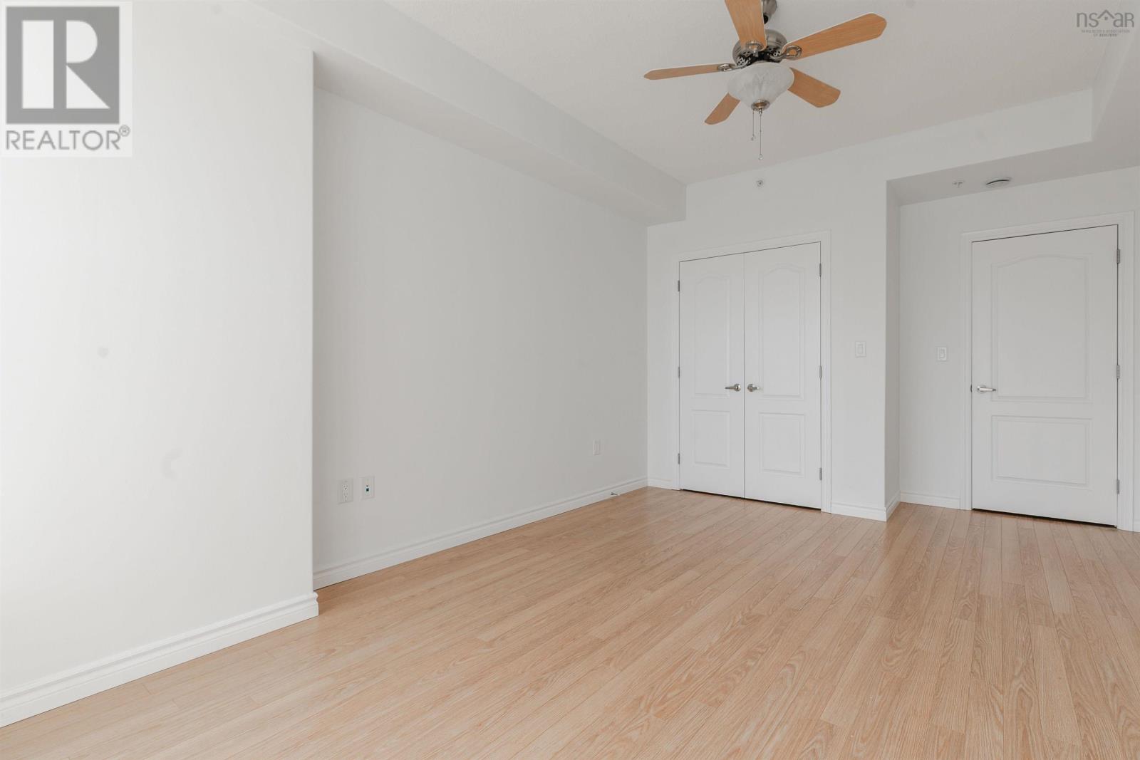 #306 120 SOUTHGATE DRIVE - 24