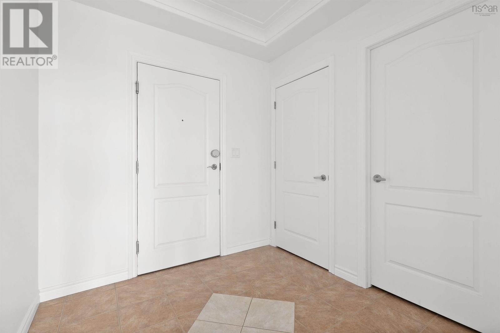 #306 120 SOUTHGATE DRIVE - 8