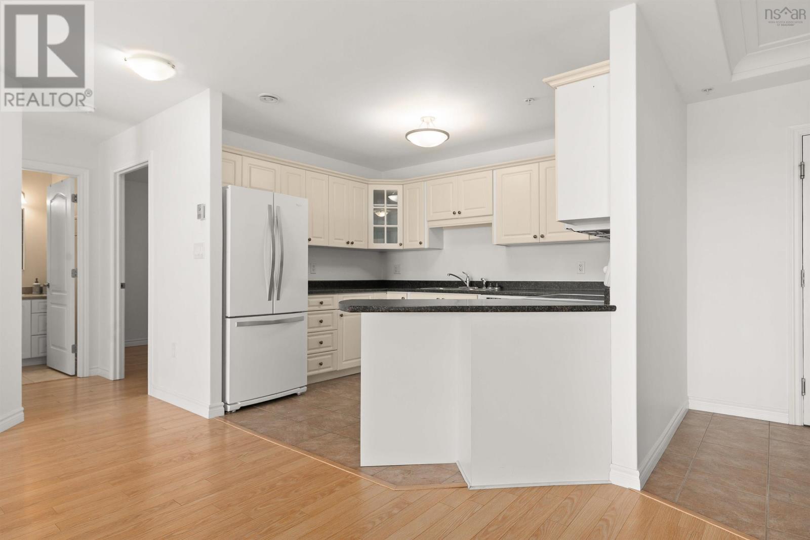 #306 120 SOUTHGATE DRIVE - 9
