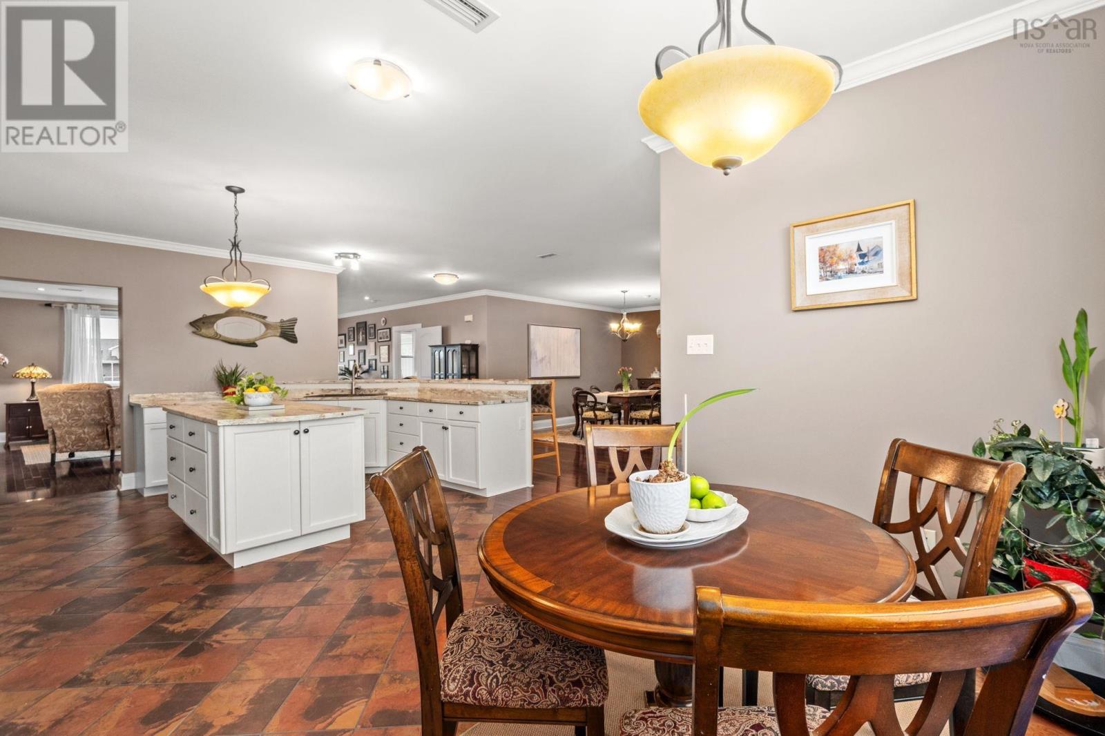 Property 20 of 48 of 302 42 Bigelow Street