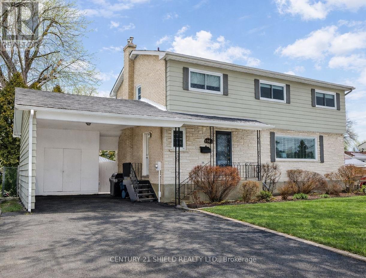 1305 OSBORNE AVENUE - 1