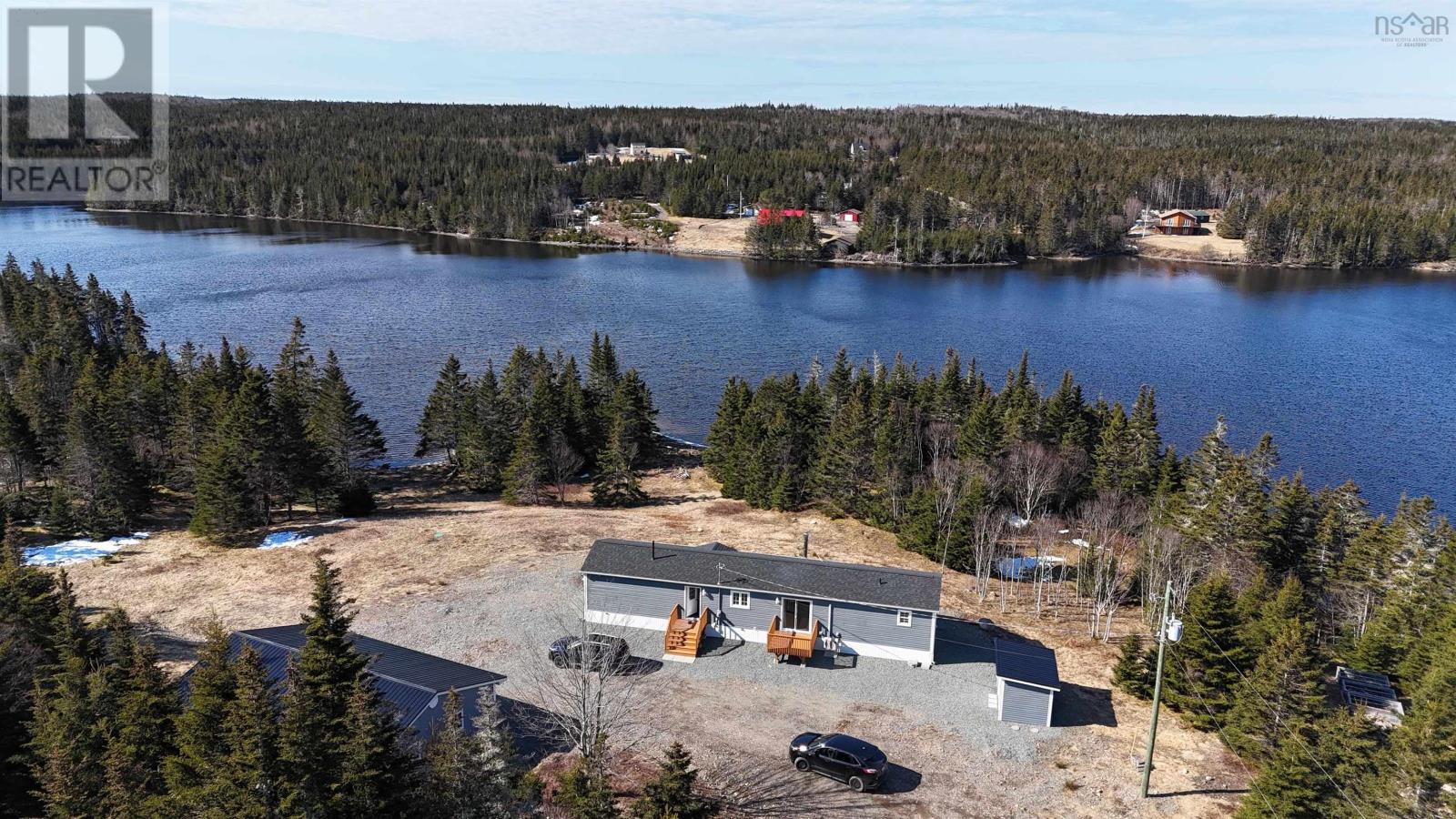 Property 29 of 36 of 290 Eastside Grand River Road