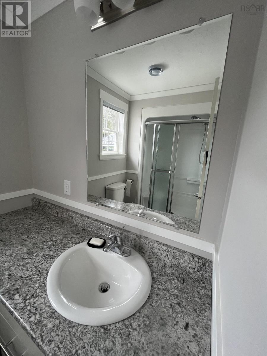 Property 21 of 36 of 290 Eastside Grand River Road