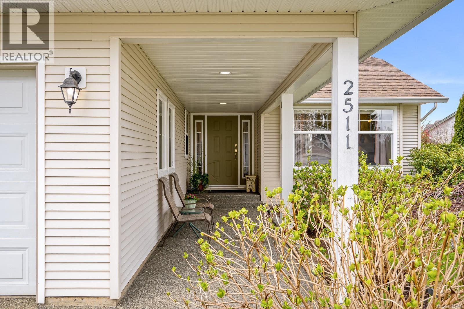 2511 9TH ST E - Image 3