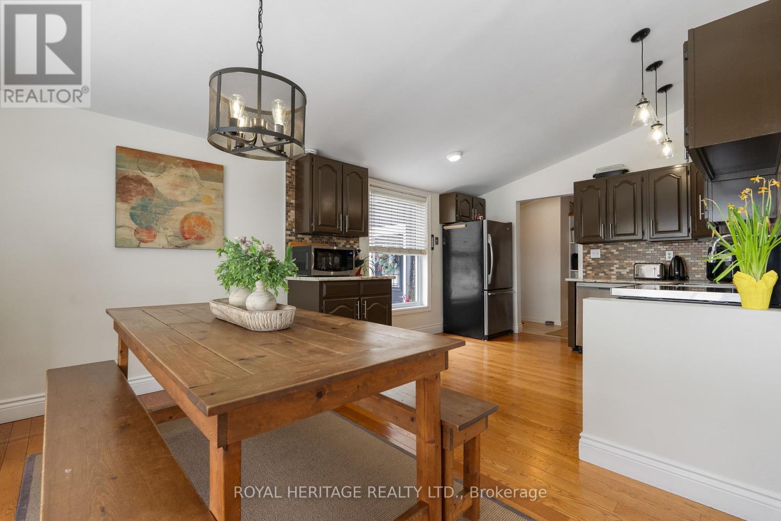 29 THURSTON STREET - 15