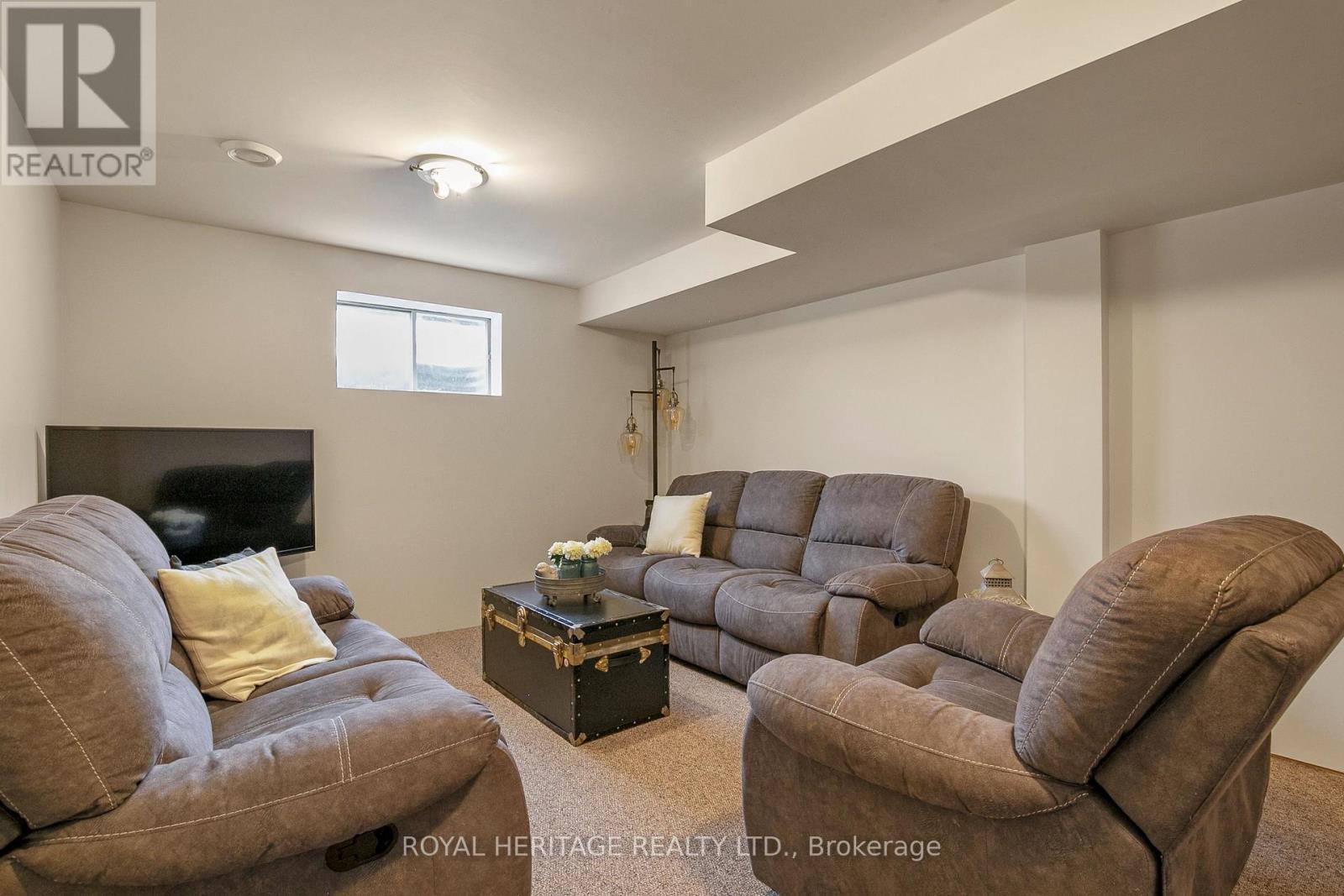 29 THURSTON STREET - 36