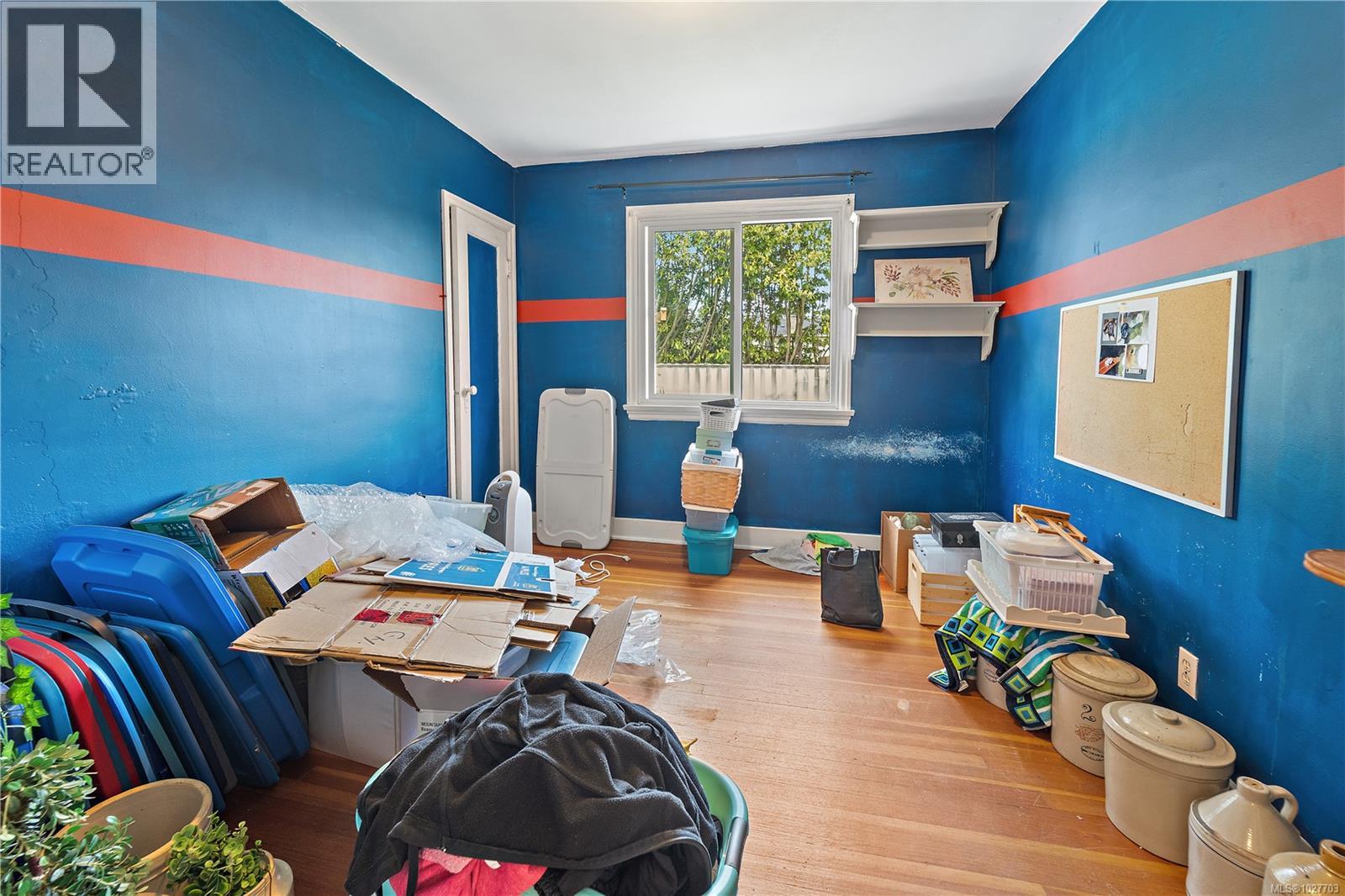 6484 Sooke Rd - 21