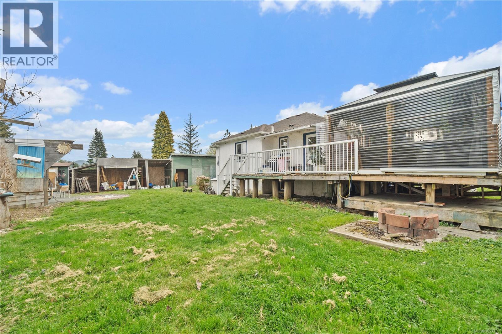 6484 SOOKE RD - 46