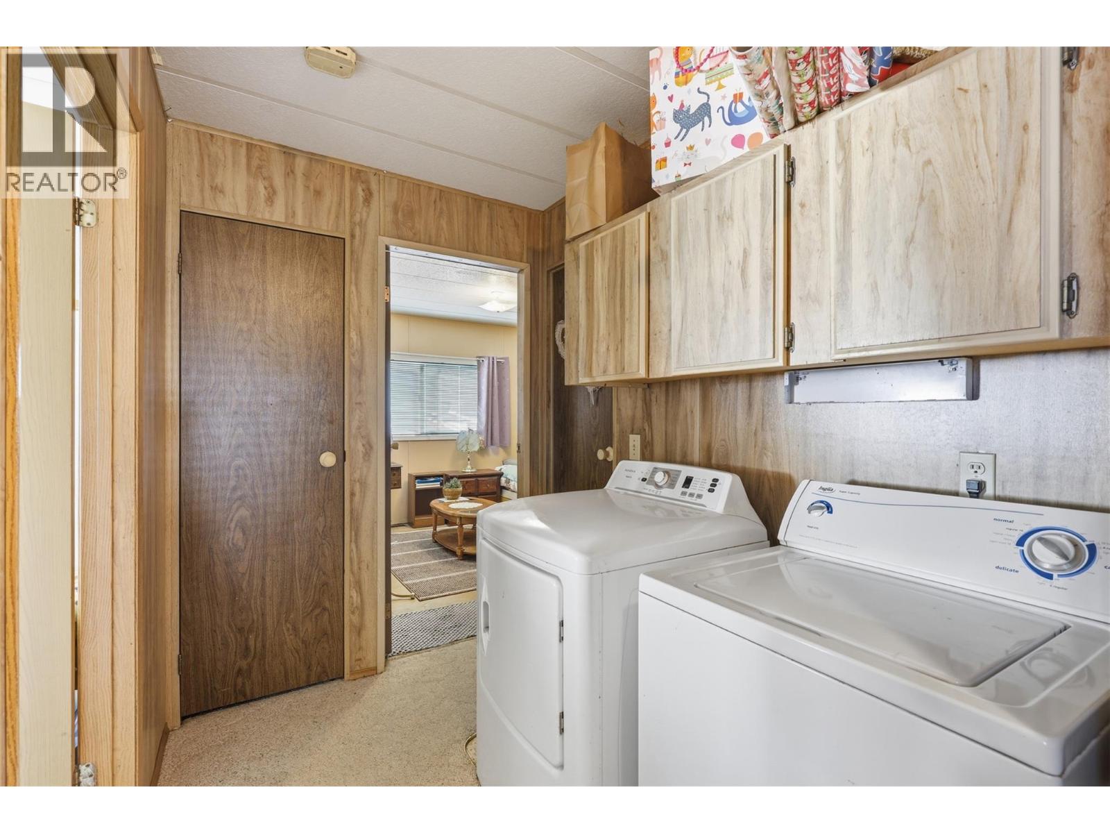 #73 1555 HOWE ROAD - 14