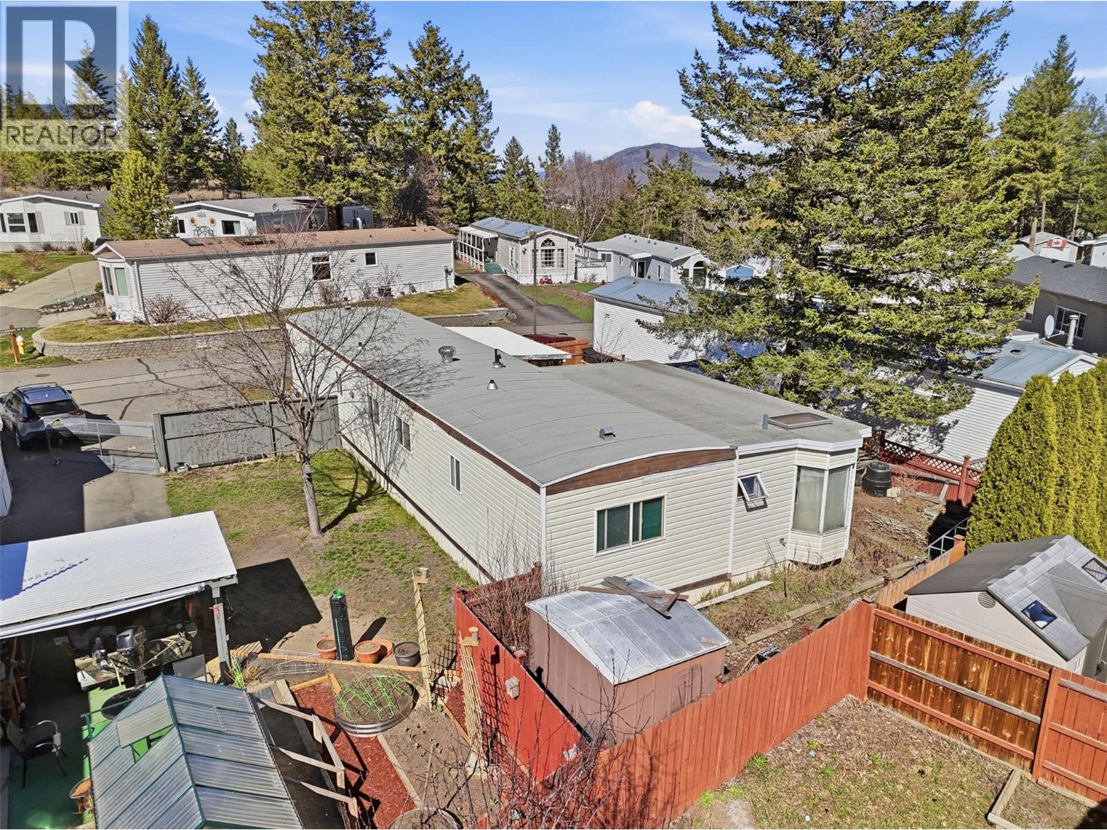 #73 1555 HOWE ROAD - 20