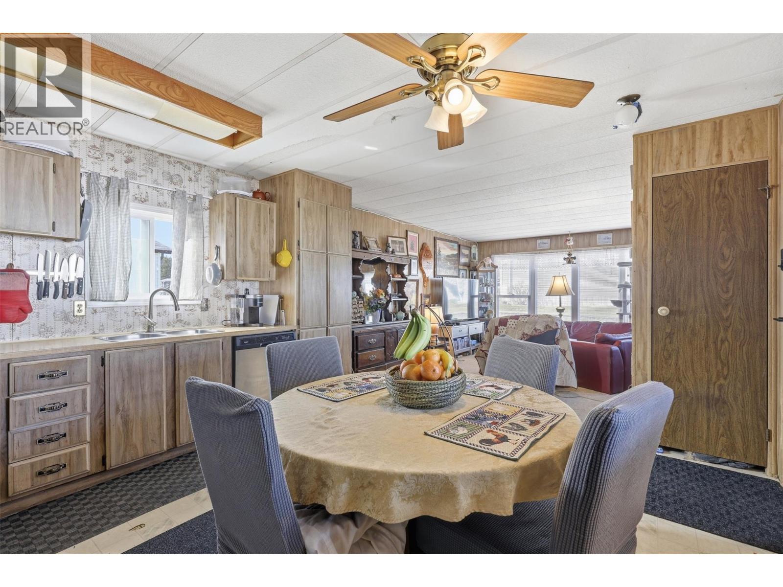 #73 1555 HOWE ROAD - 6