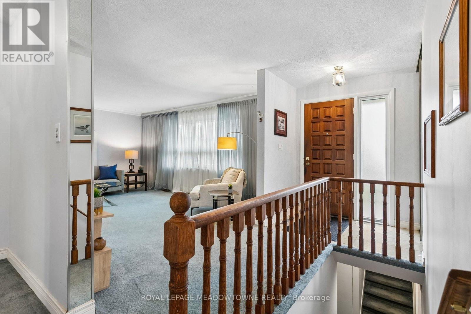 20 PLAINSMAN ROAD - 12