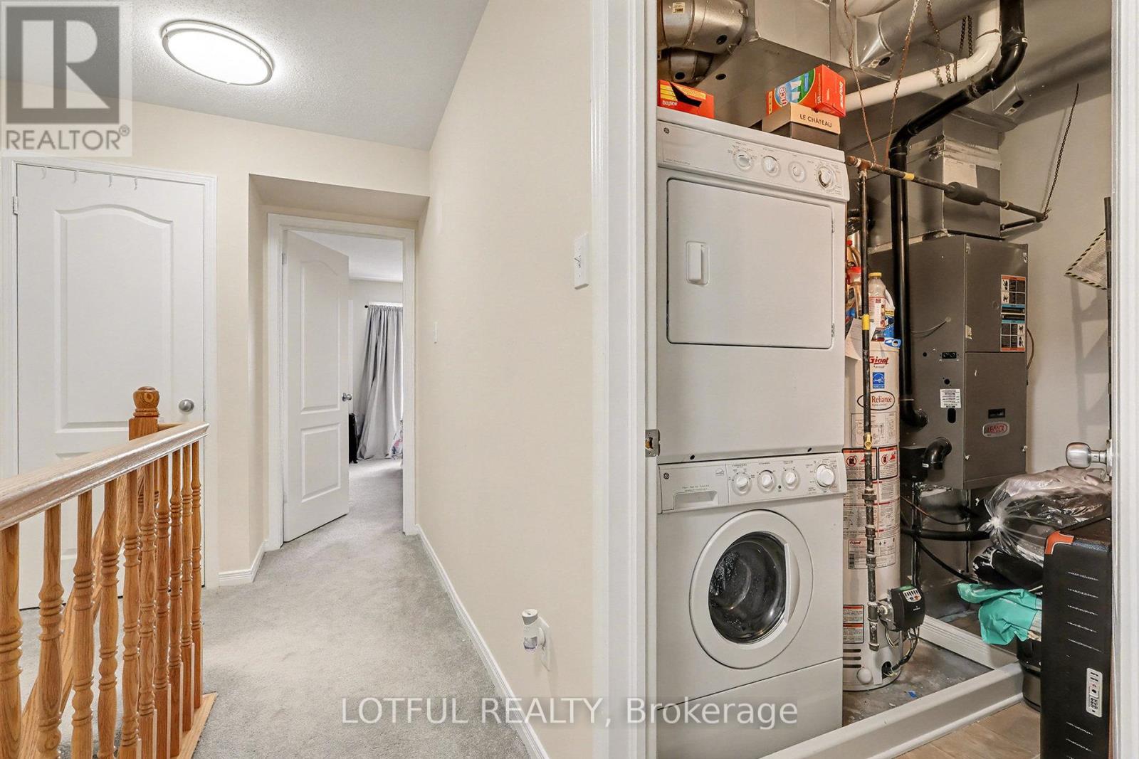 576 LAKERIDGE DRIVE - 19
