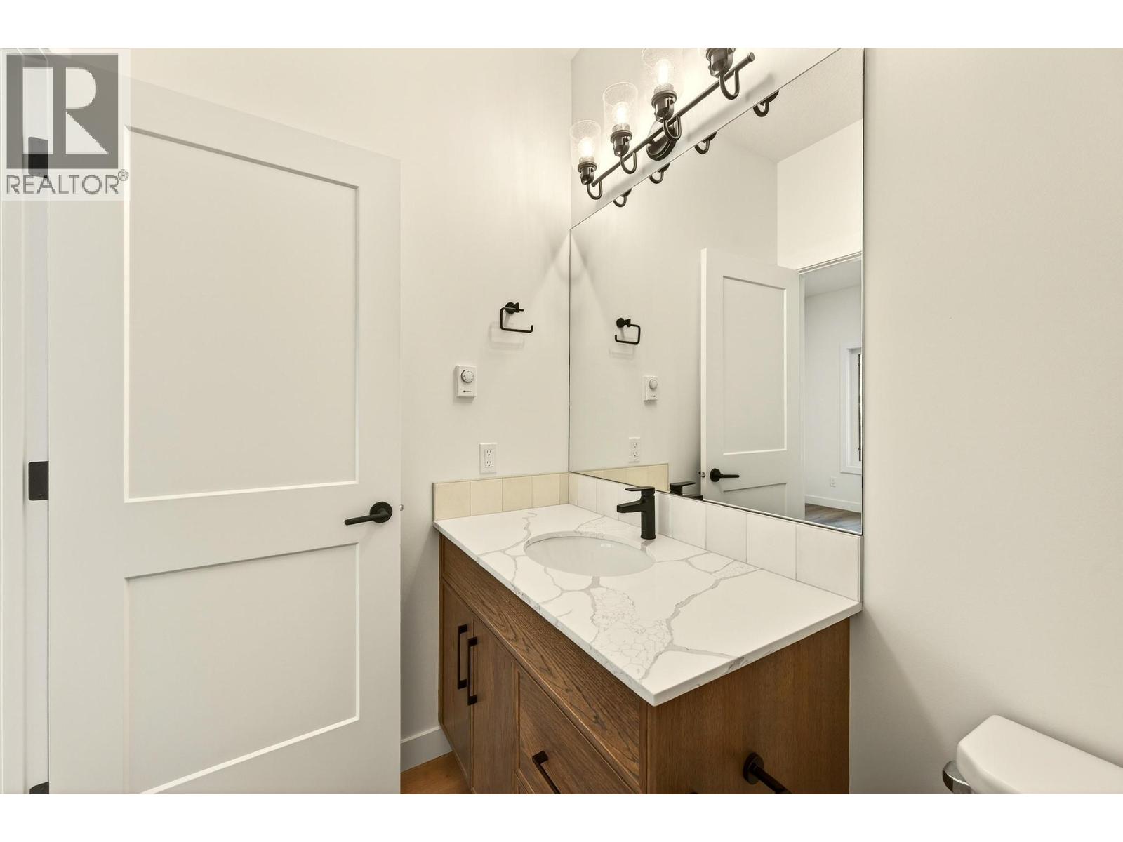 #2 1444 GRANITE DRIVE - 41