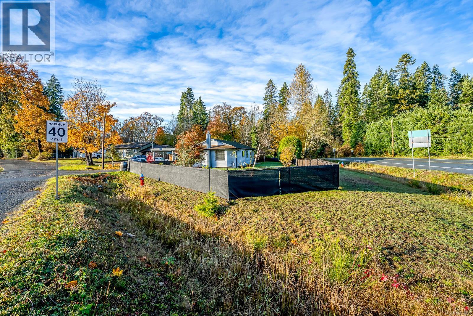 4863 Dundas Rd - 39