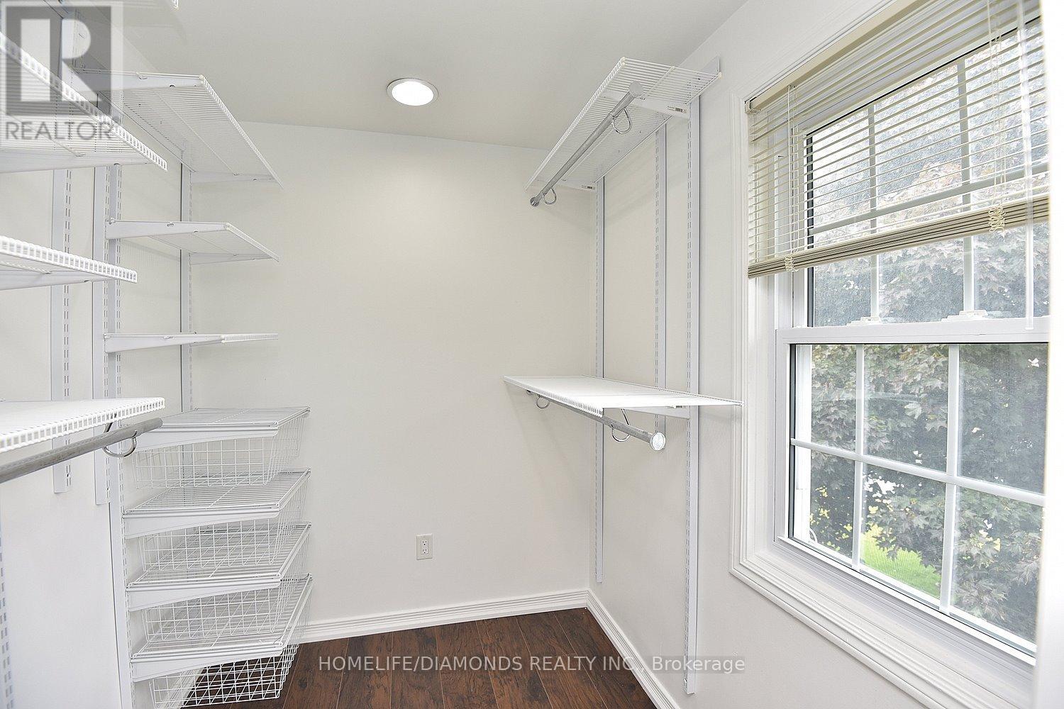 95 BIRCHPARK DRIVE N - 34