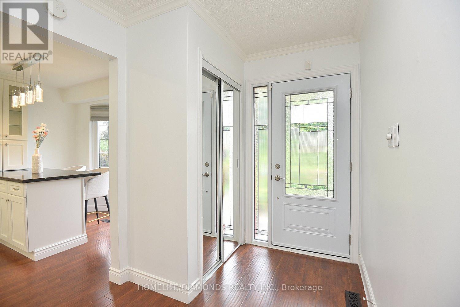 95 BIRCHPARK DRIVE N - 6