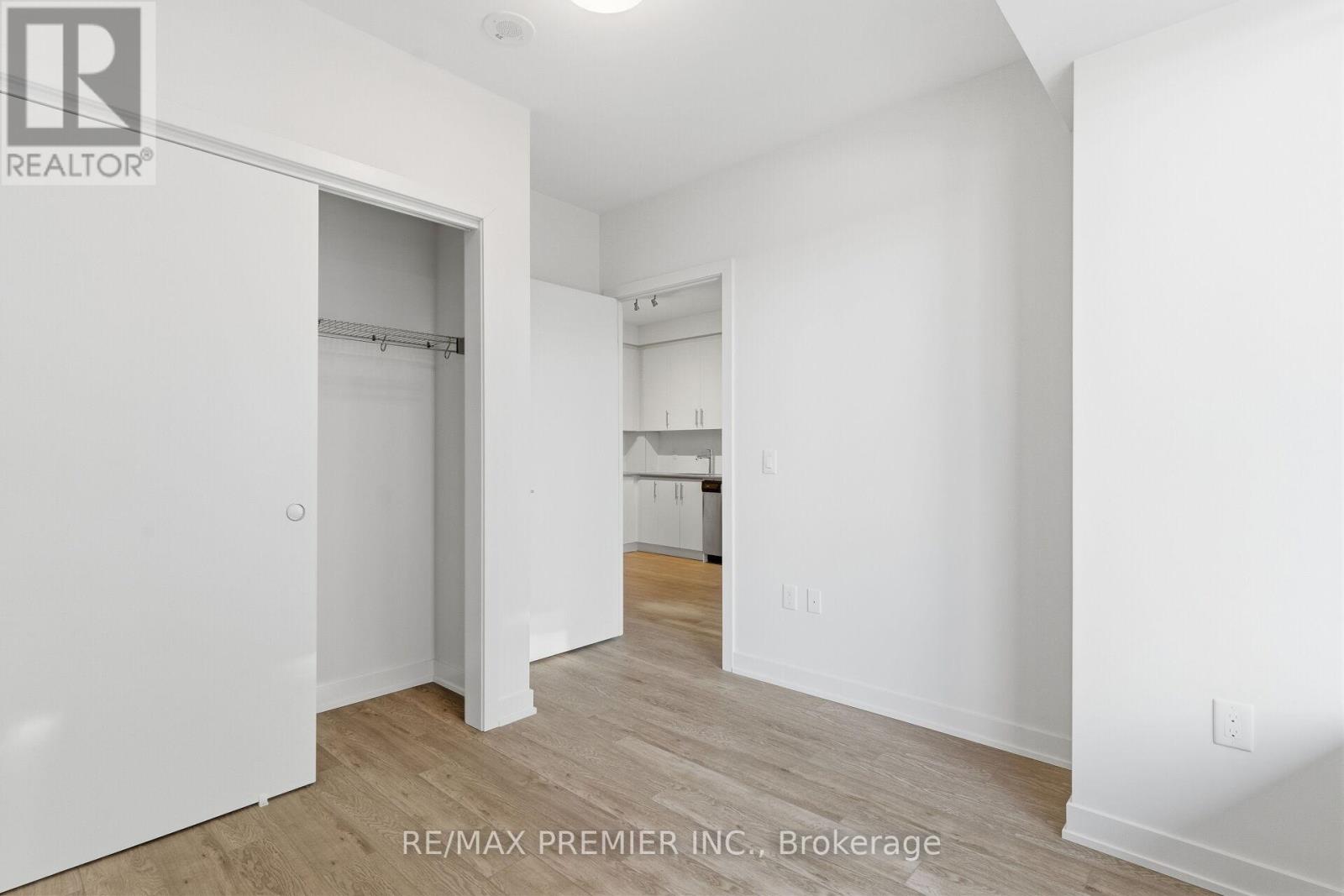 #914 212 KING WILLIAM STREET - 20