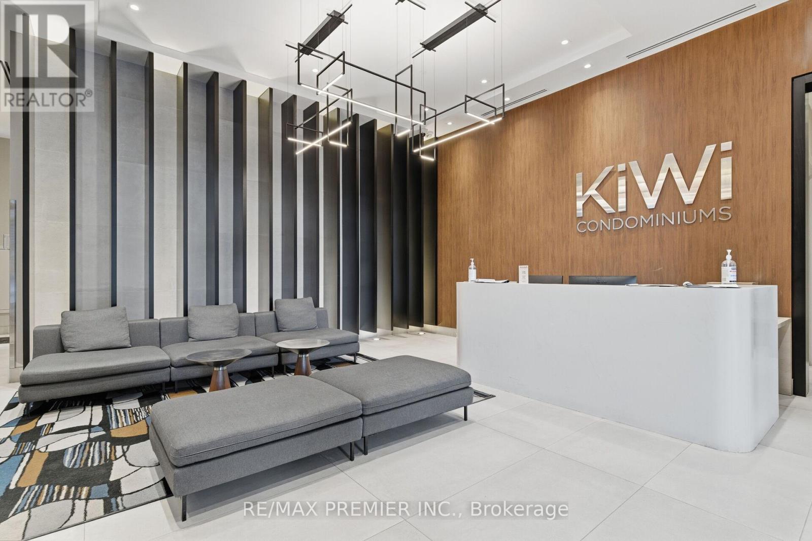 #914 212 KING WILLIAM STREET - 31