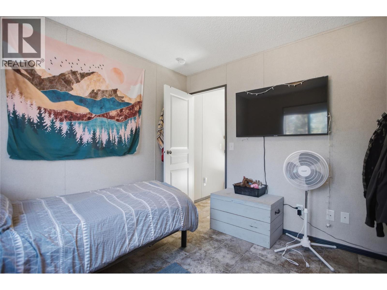 2263 OJIBWAY ROAD - 16