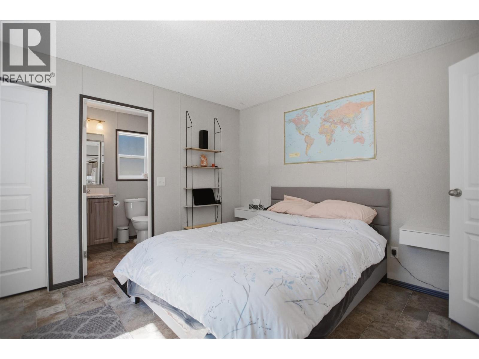 2263 OJIBWAY ROAD - 20