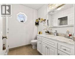 4pc Ensuite bath - 38 Sheila, Berry Mills, NB E1G4X4 Photo 17