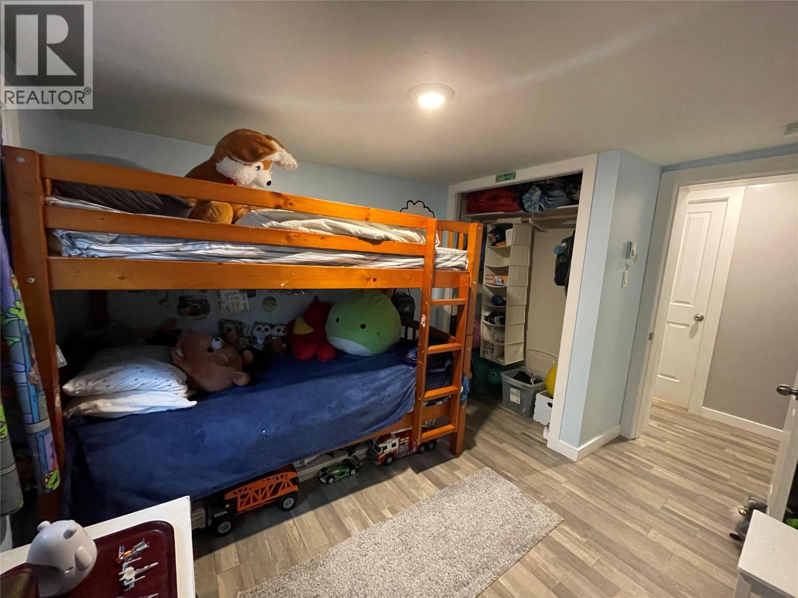 #26 3969 BROADWATER ROAD - 15