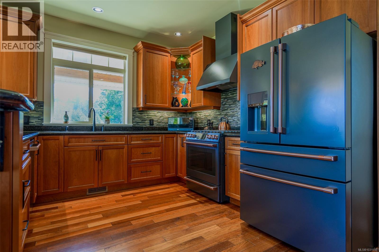 3170 Mozart Rd - 33