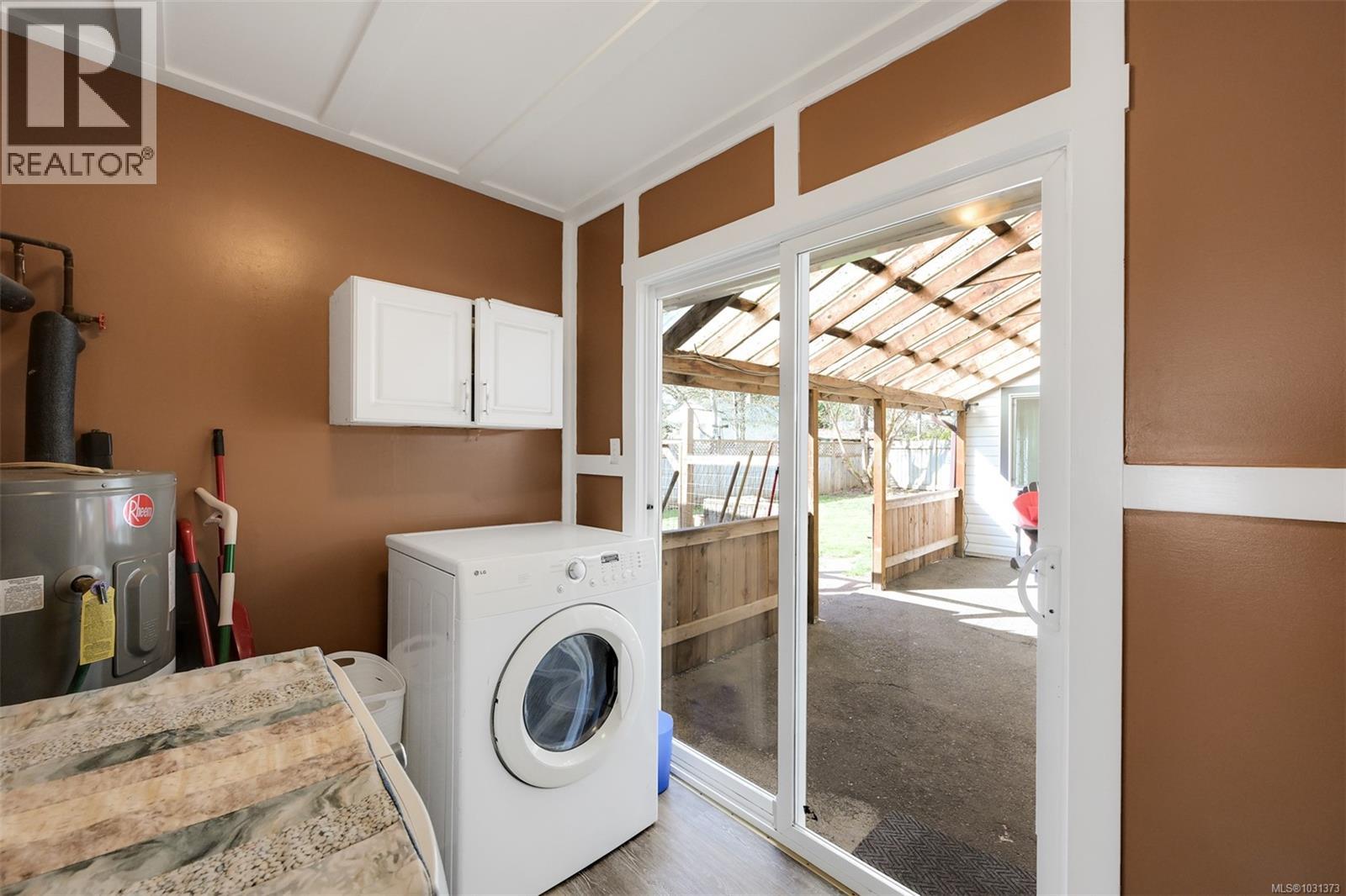 957 GOVERNMENT ST - 28