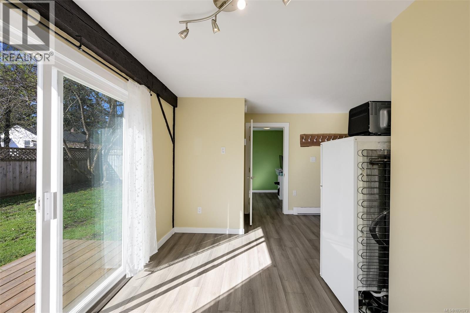 957 GOVERNMENT ST - 40