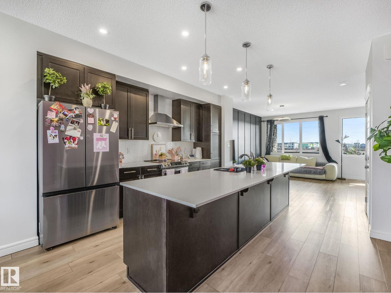 2636 192 ST NW - 10