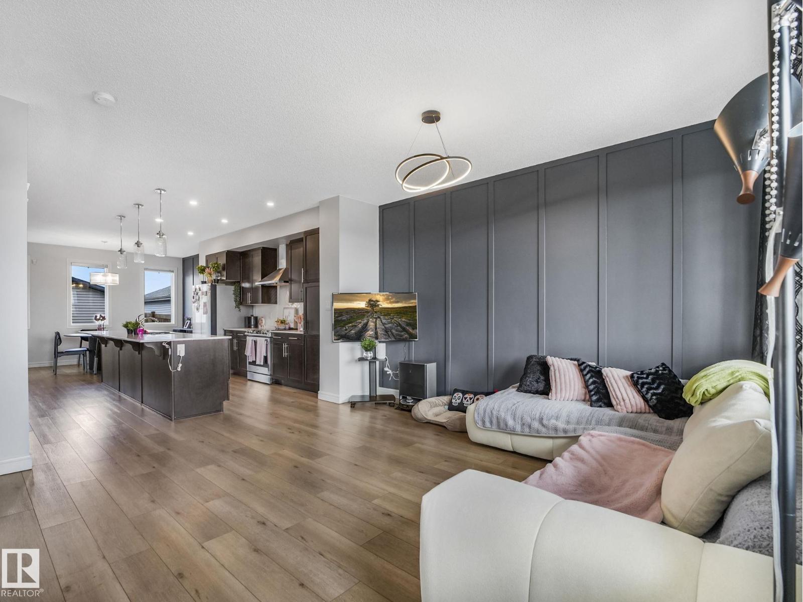 2636 192 ST NW - 5