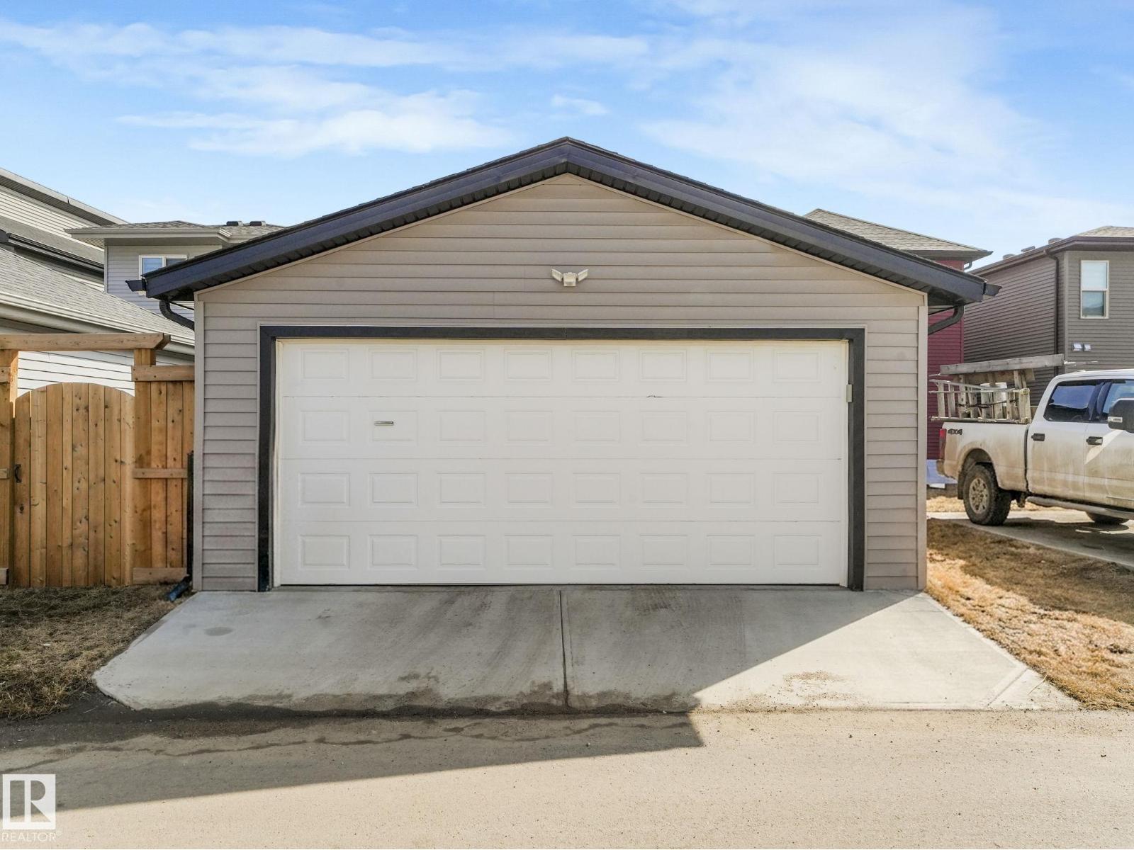 2636 192 ST NW - 53