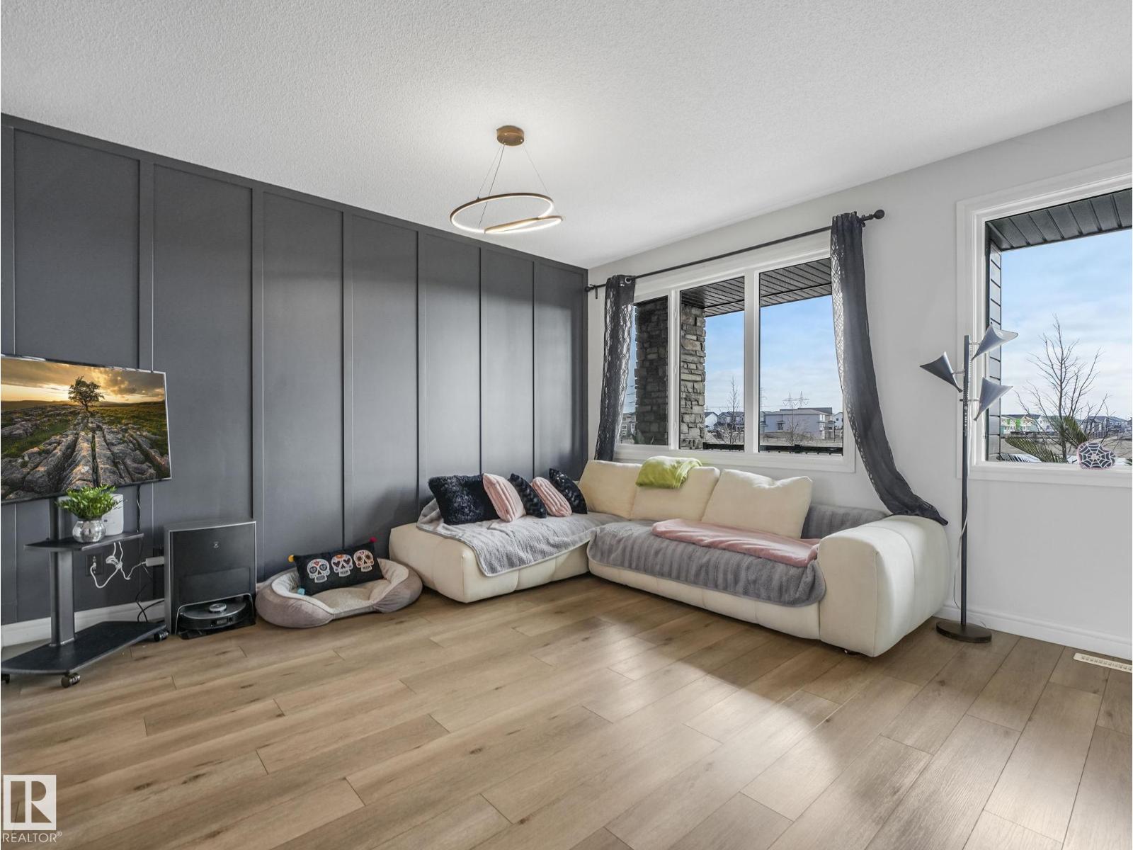 2636 192 ST NW - 6