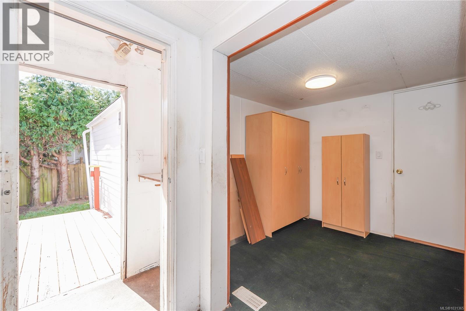 #21 2911 SOOKE LAKE RD - 14