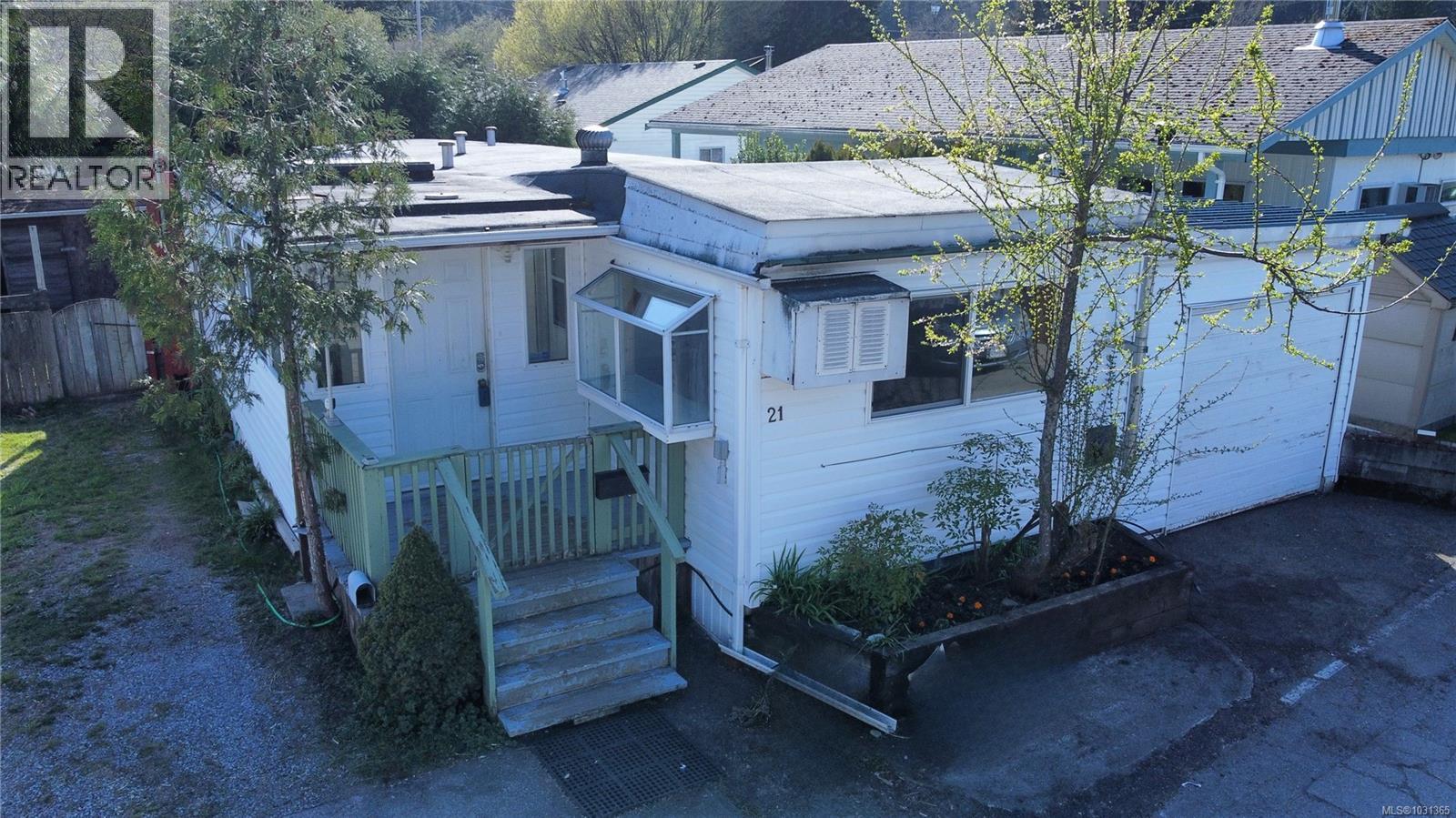 #21 2911 SOOKE LAKE RD - Image 3