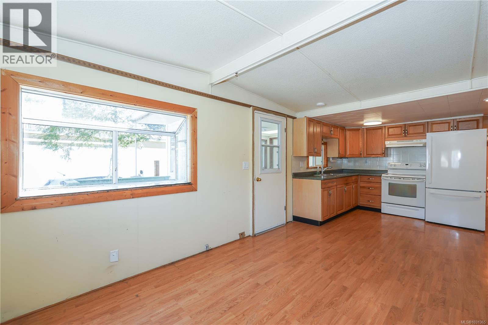 #21 2911 SOOKE LAKE RD - 8