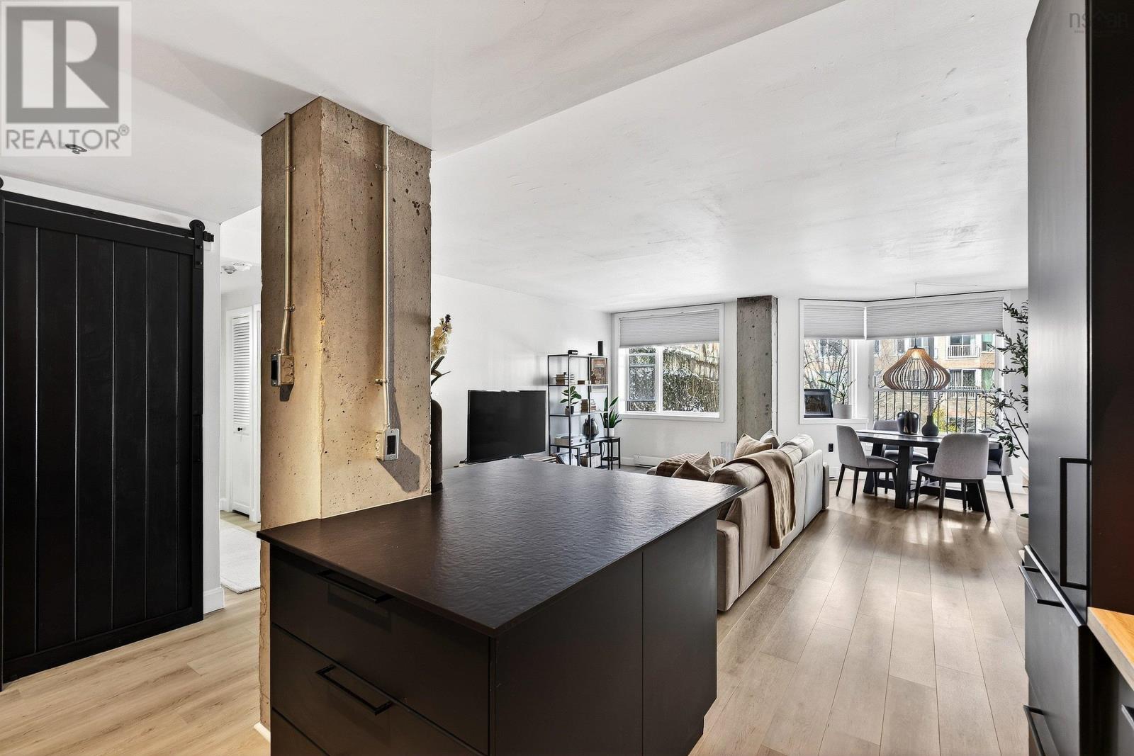 Property 17 of 49 of 214 1326 Lower Water Street