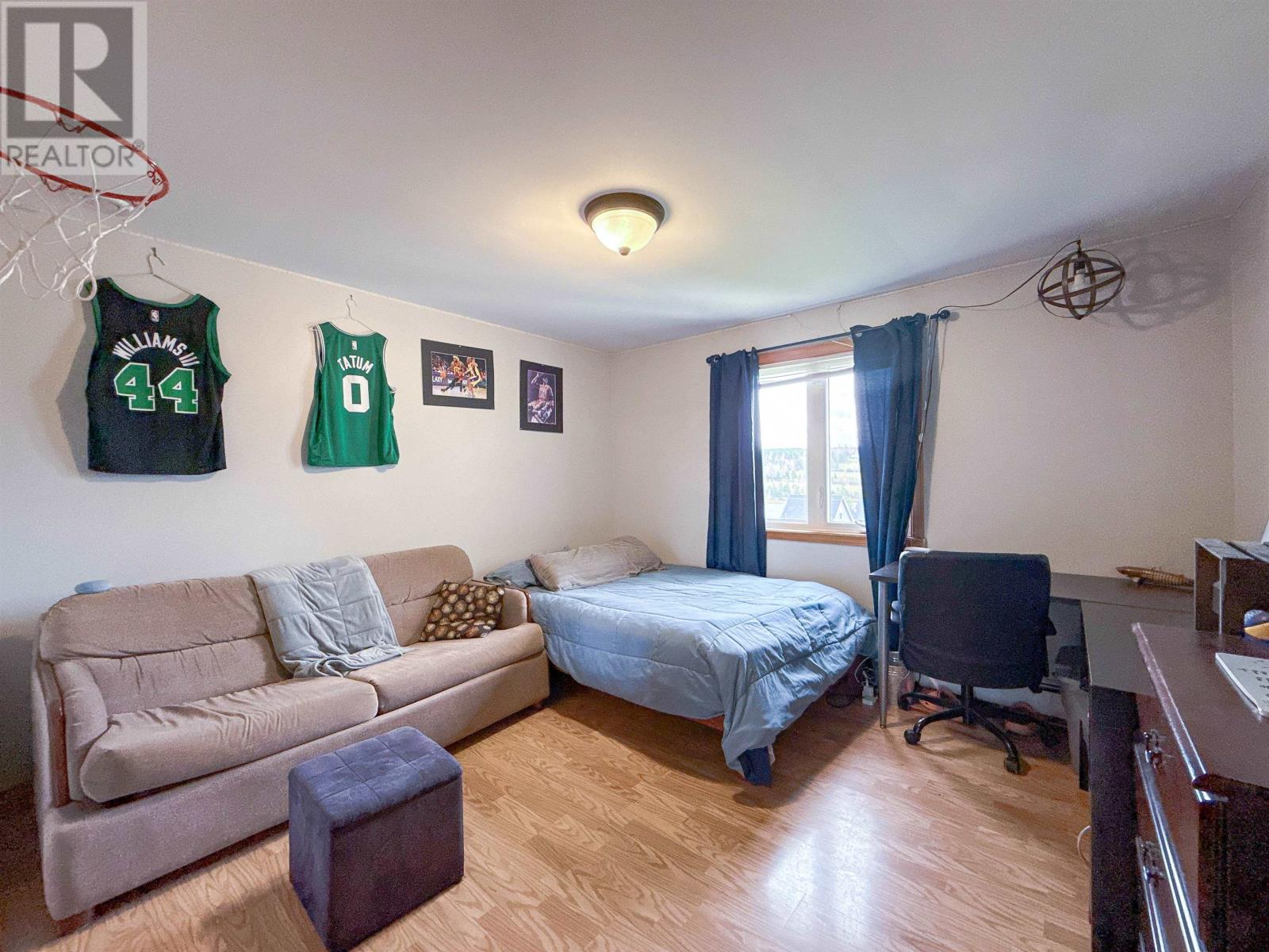 1396 Rattenbury Road - 24