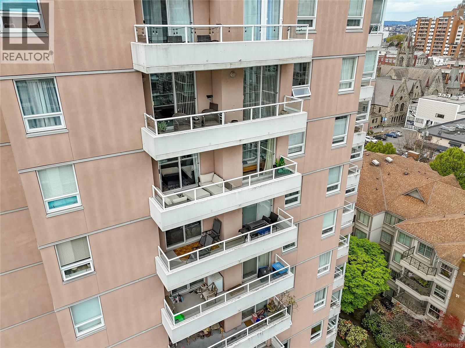 1203 930 Yates Street, Victoria