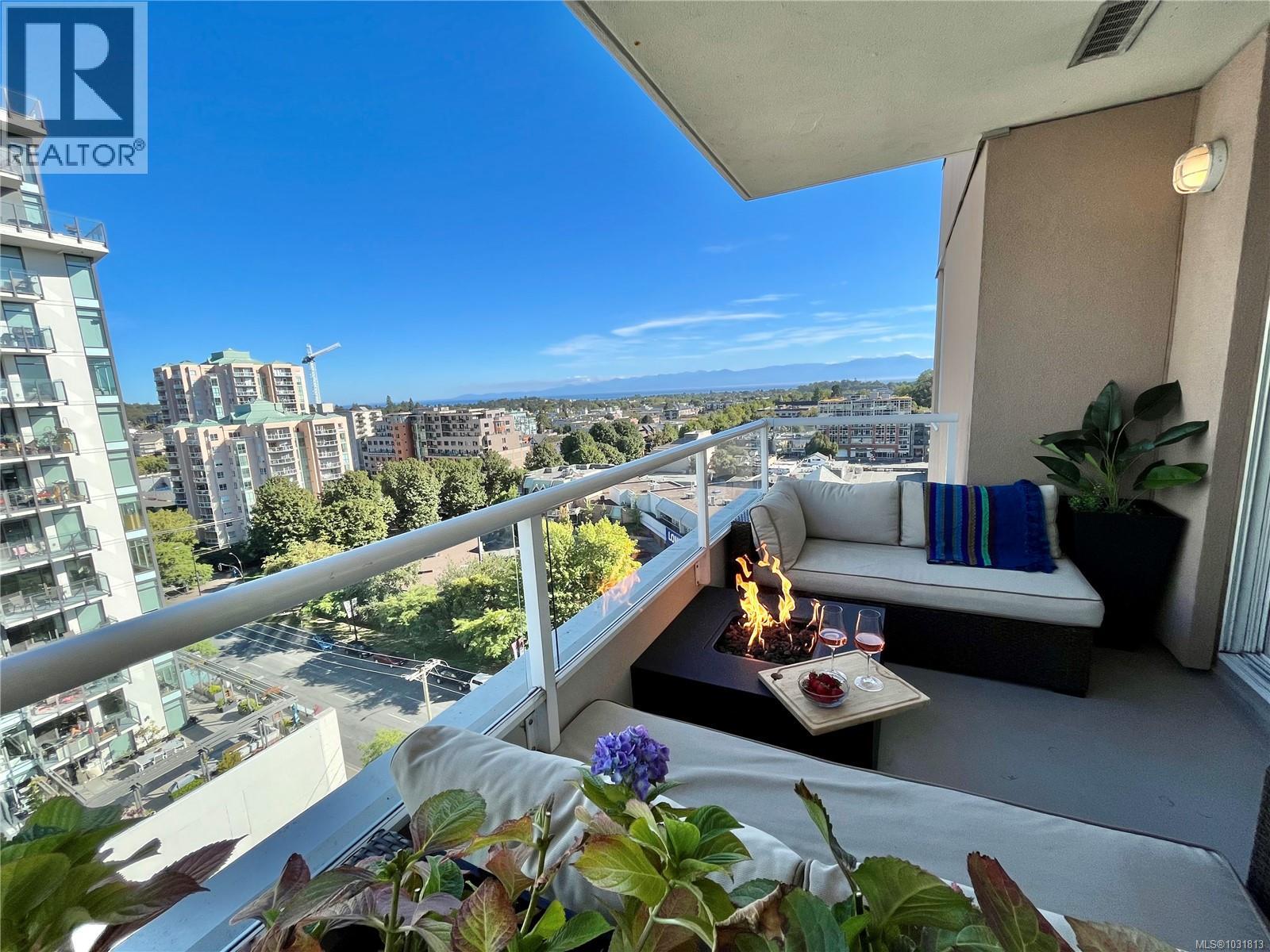 1203 930 Yates Street, Victoria