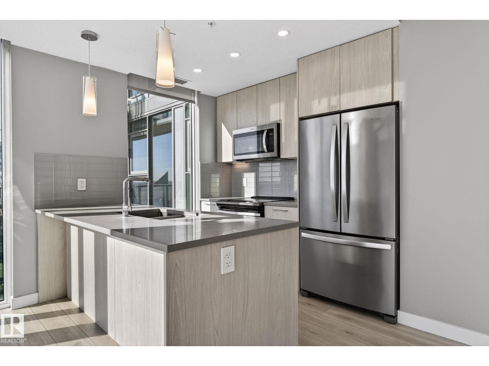 #3104 10180 103 ST NW - 6