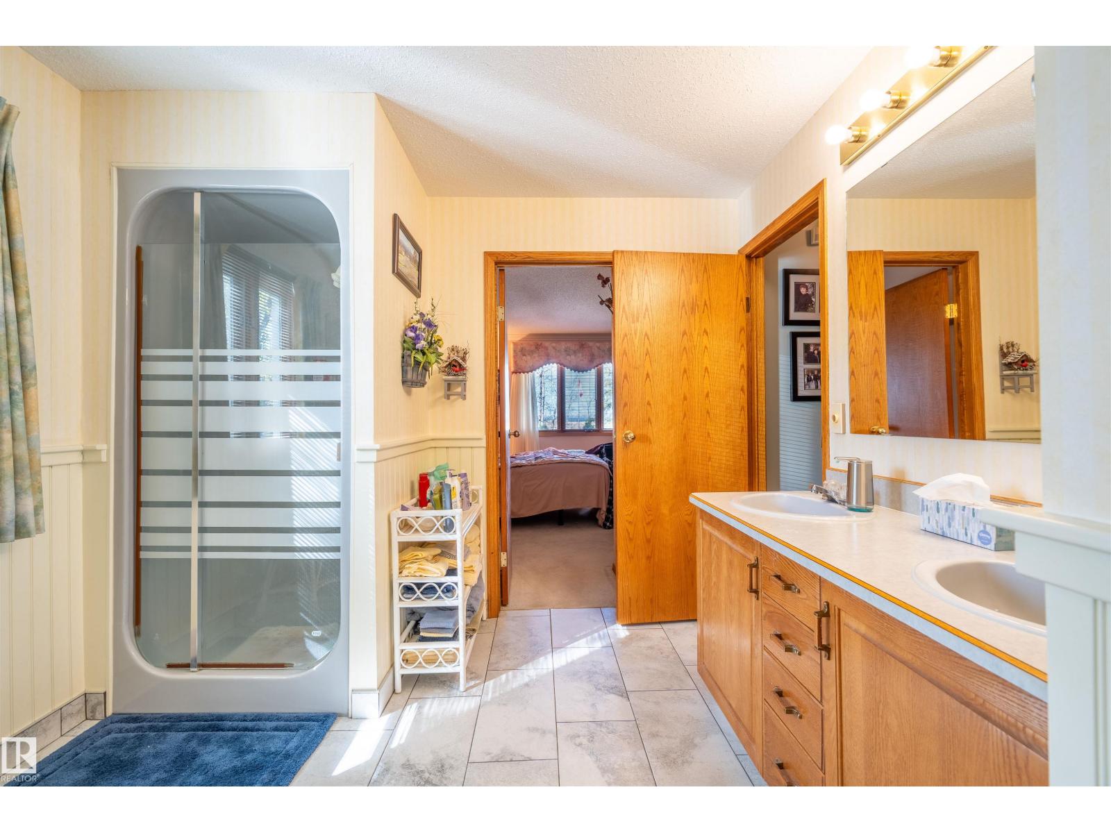 #36 45320 Twp Rd 593A - 25