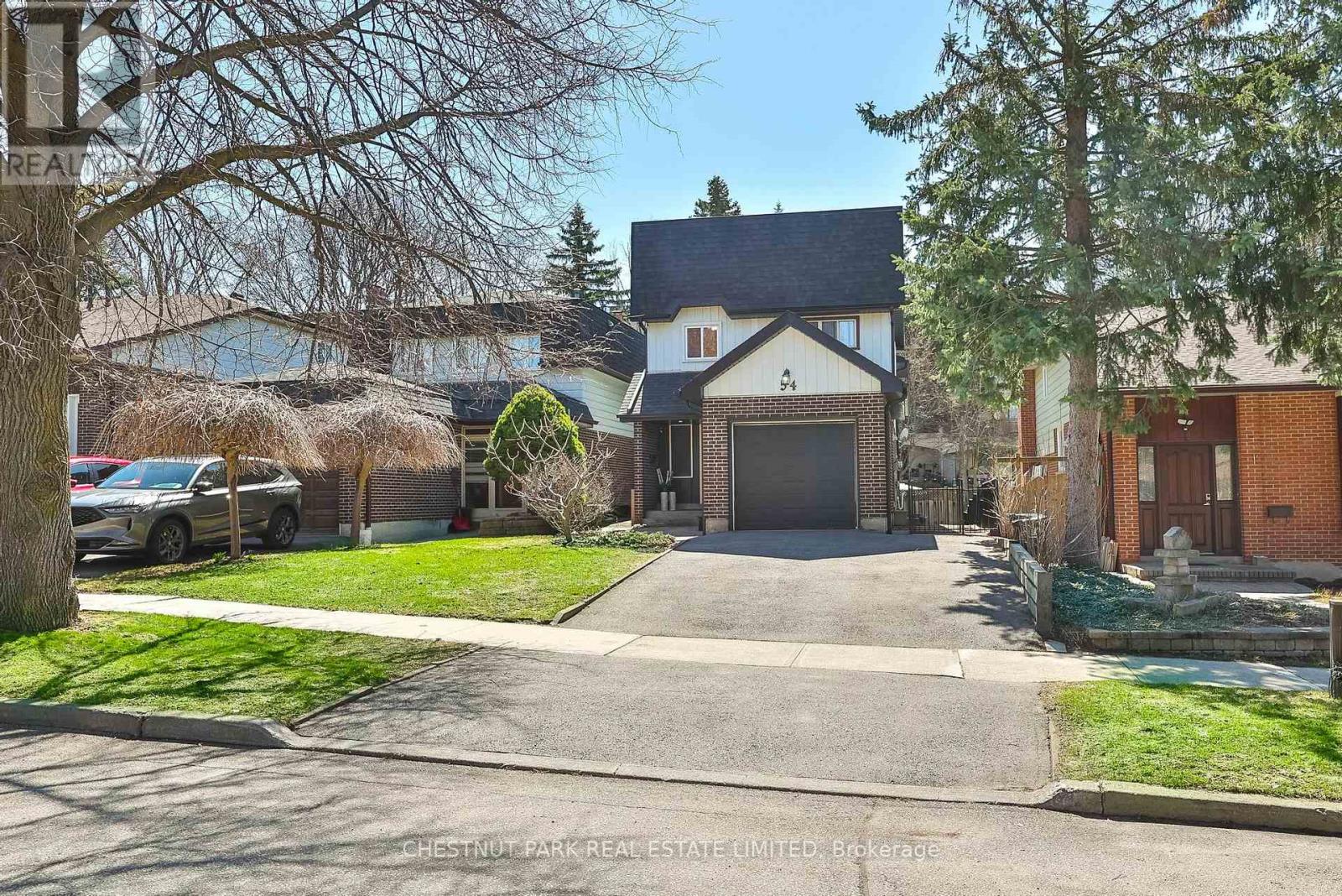 54 LOGANBERRY CRESCENT