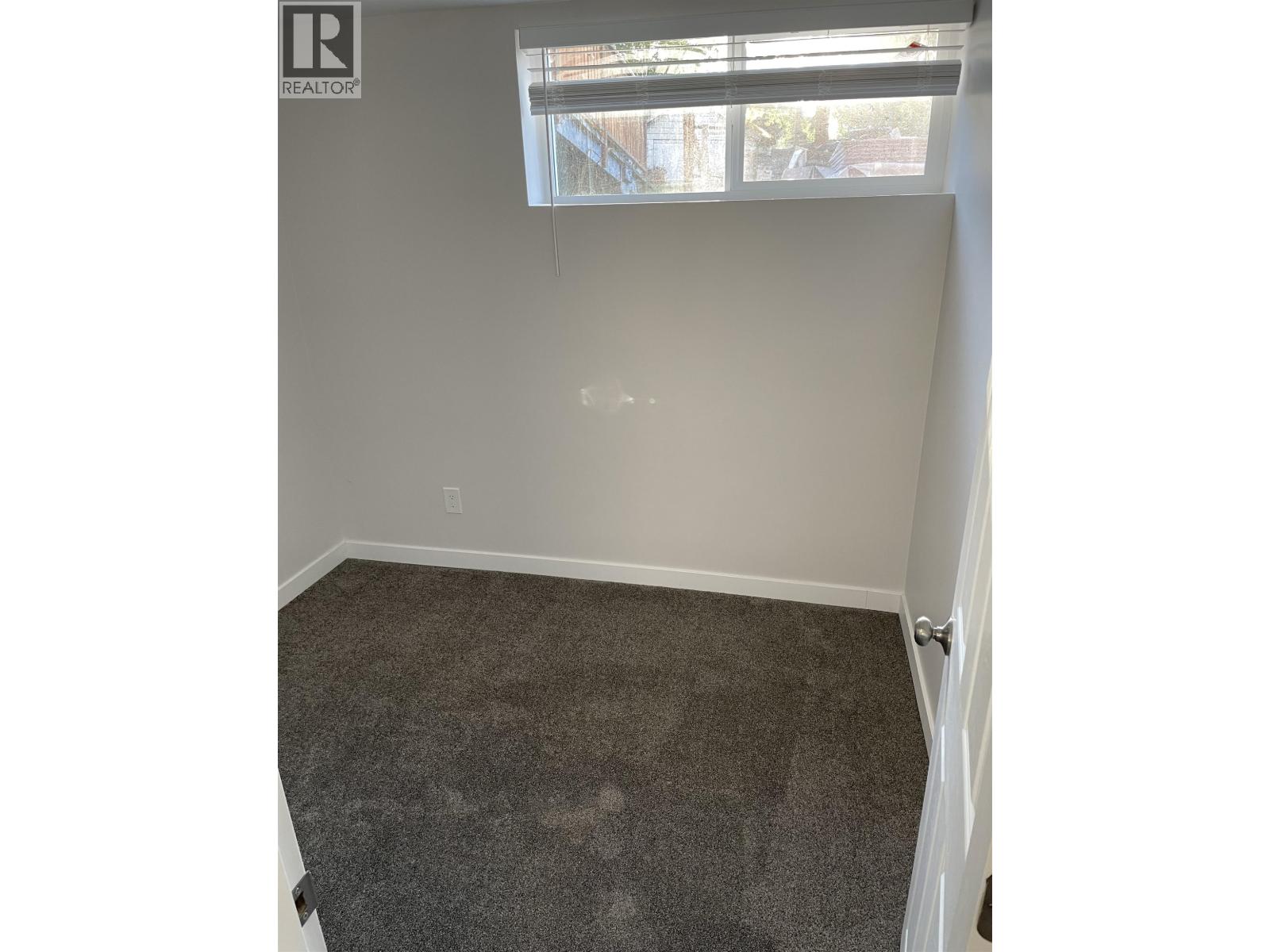 235 BURDEN STREET - 16