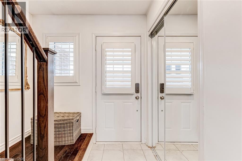 137 MCMONIES Drive, Hamilton, Ontario L8B0A6 - Photo 5