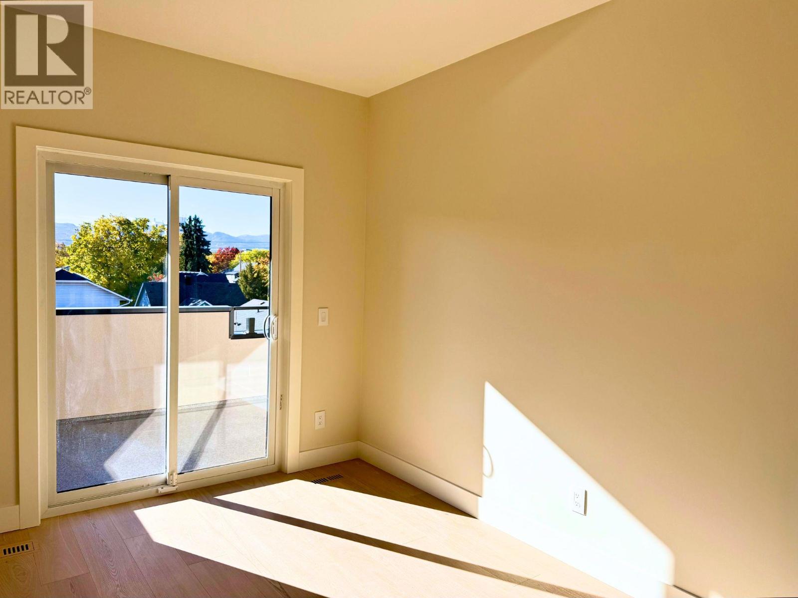 3 781 Martin Avenue, Kelowna