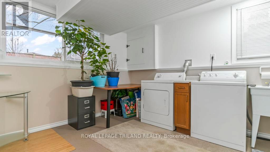 66 GARLAND CRESCENT Property Photo